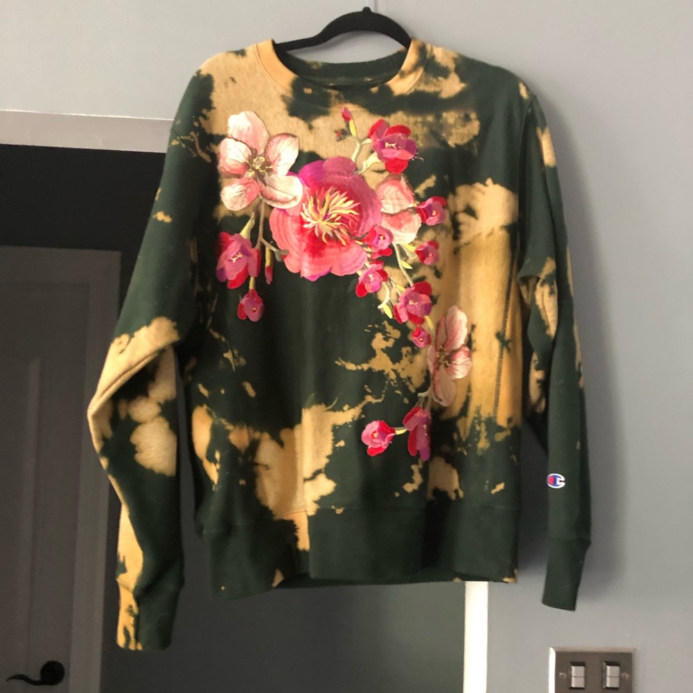 One of a kind SweatShirt